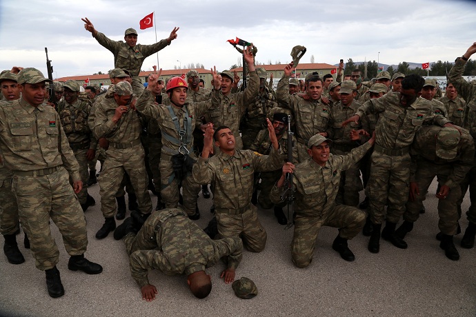 Libyalı askerler Türkiye'deki eğitimlerini tamamladı